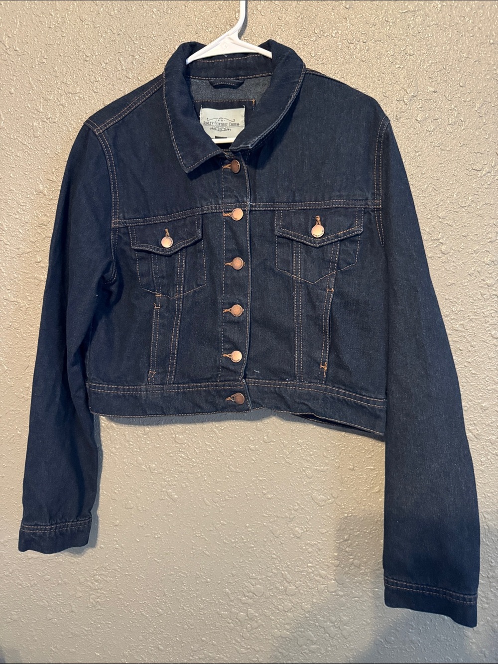 Cropped Dark Denim Trucker Jacket - Women's